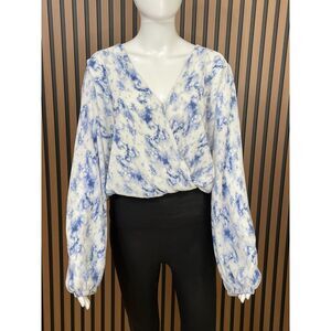 ASTR The Label Plisse Women's XL White Top Polyester Crop Blouse Surplice Wrap